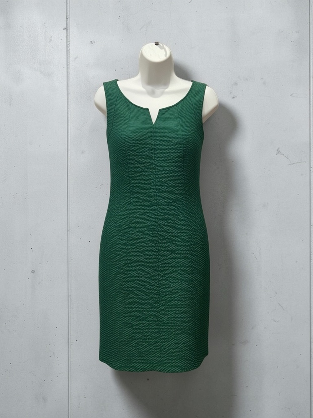 Talbots Green Textured Sleeveless Sheath Dress – Size 6